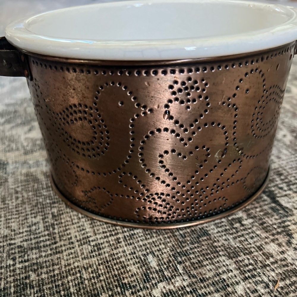 Teleflora White Bowl With Copper Holder, Handles On Each Side, Bird Dove Design